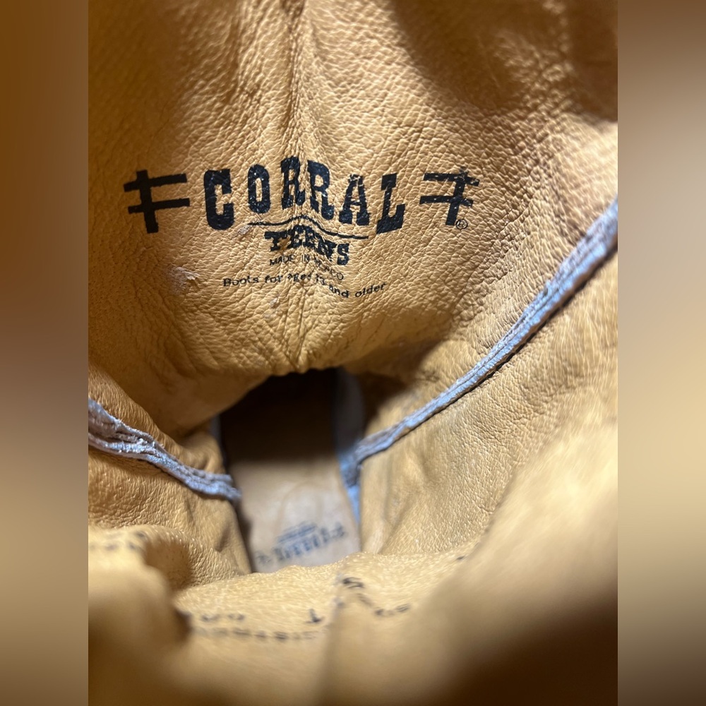 Corral Teens Hearts & Wings Cowboy Boots Leather teenager/Women size 5T - Picture 8 of 8